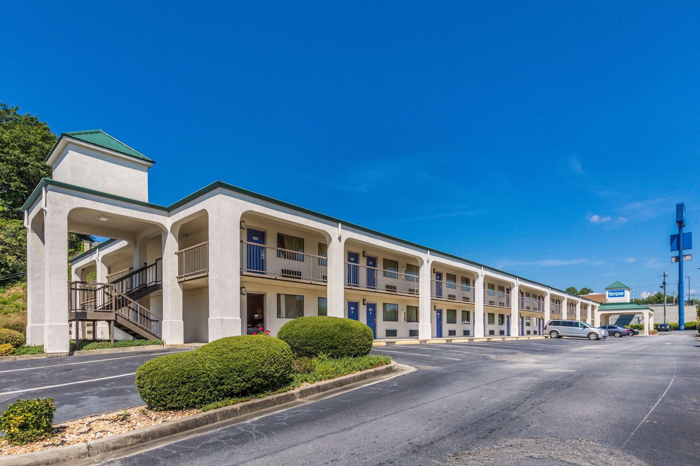 Rodeway Inn & Suites Macon Exterior foto